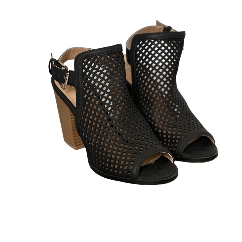 CALL IT SPRING EUC Triac Black Cage Block Heels